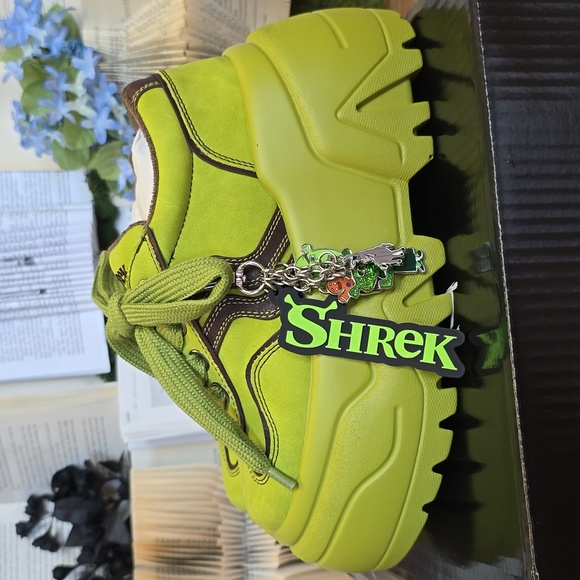 Dolls Kill Shoes - NIB DollsKill X Shrek Ogre Connection Platform Sneakers Size 8 Green&Brown